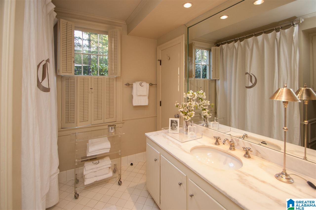 3270 East Briarcliff Road Birmingham, AL 35223 - Photo 35 of 50