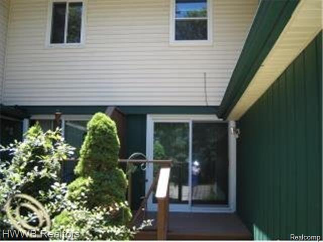 18020 Beverly Road Franklin, MI 48025 - Photo 3 of 11