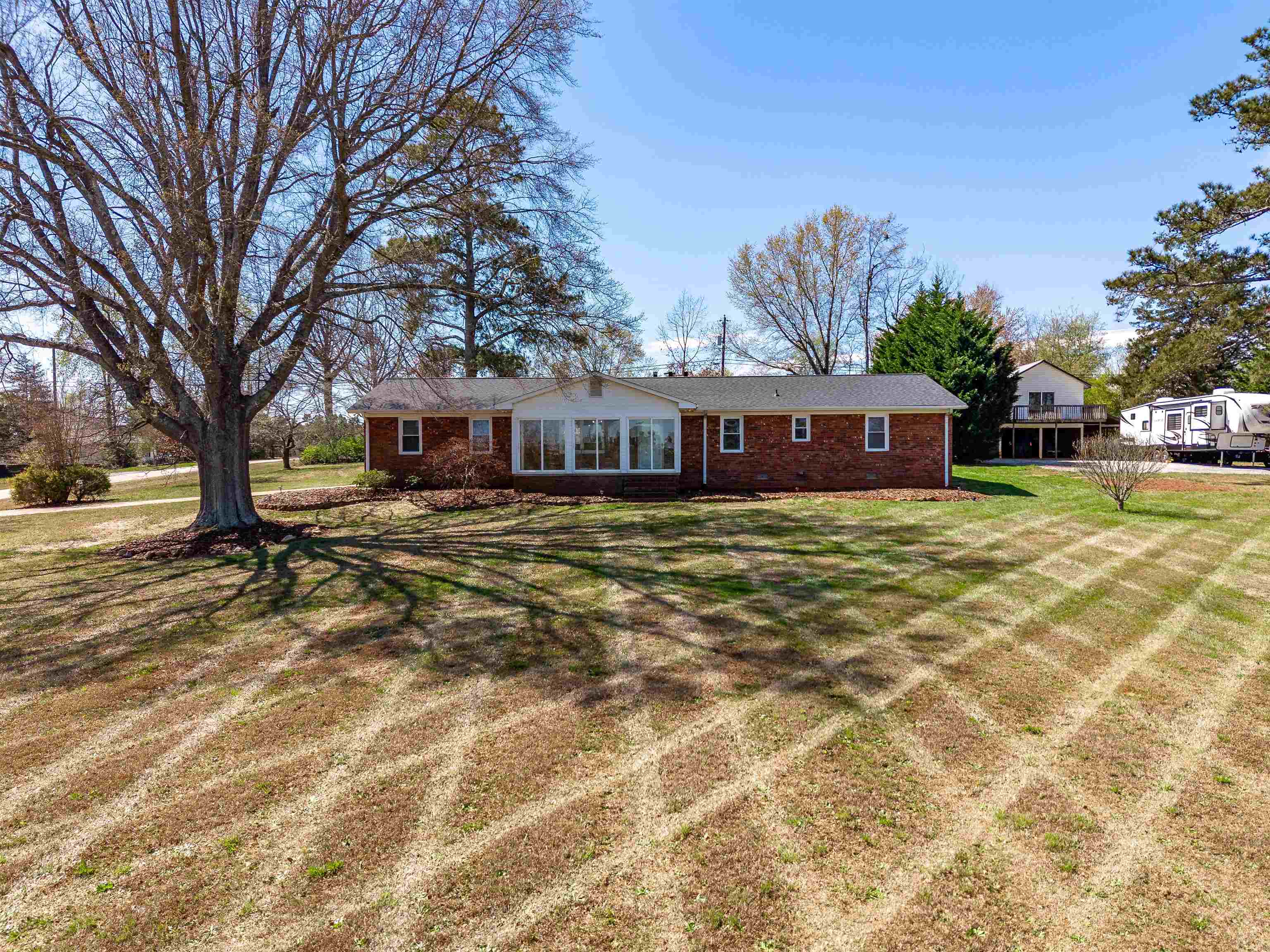 125 State Rd S-42-1753 Campobello, SC 29322 - Photo 4 of 49