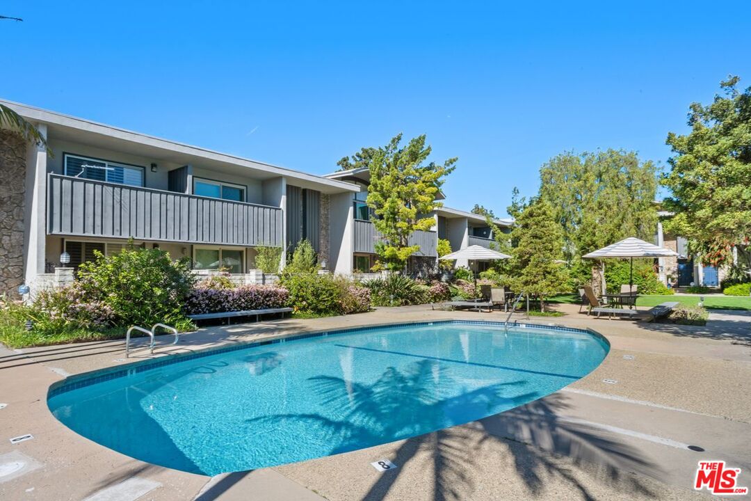 13231 Fiji Way, Unit F Marina del Rey, CA 90292 - Photo 38 of 40 a view of swimming pool with outdoor seating