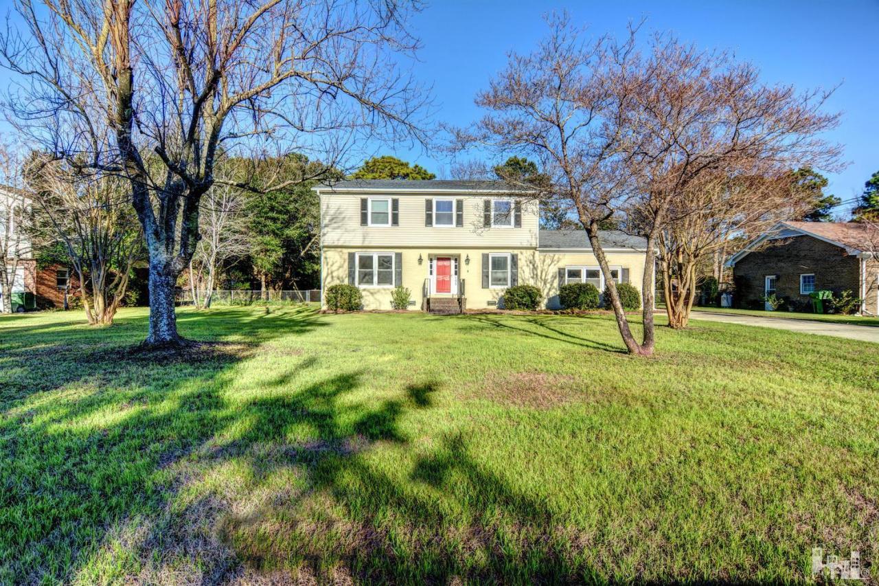 105 Bretonshire Road Wilmington, NC 28405 - Photo 1 of 27 Primary Photo