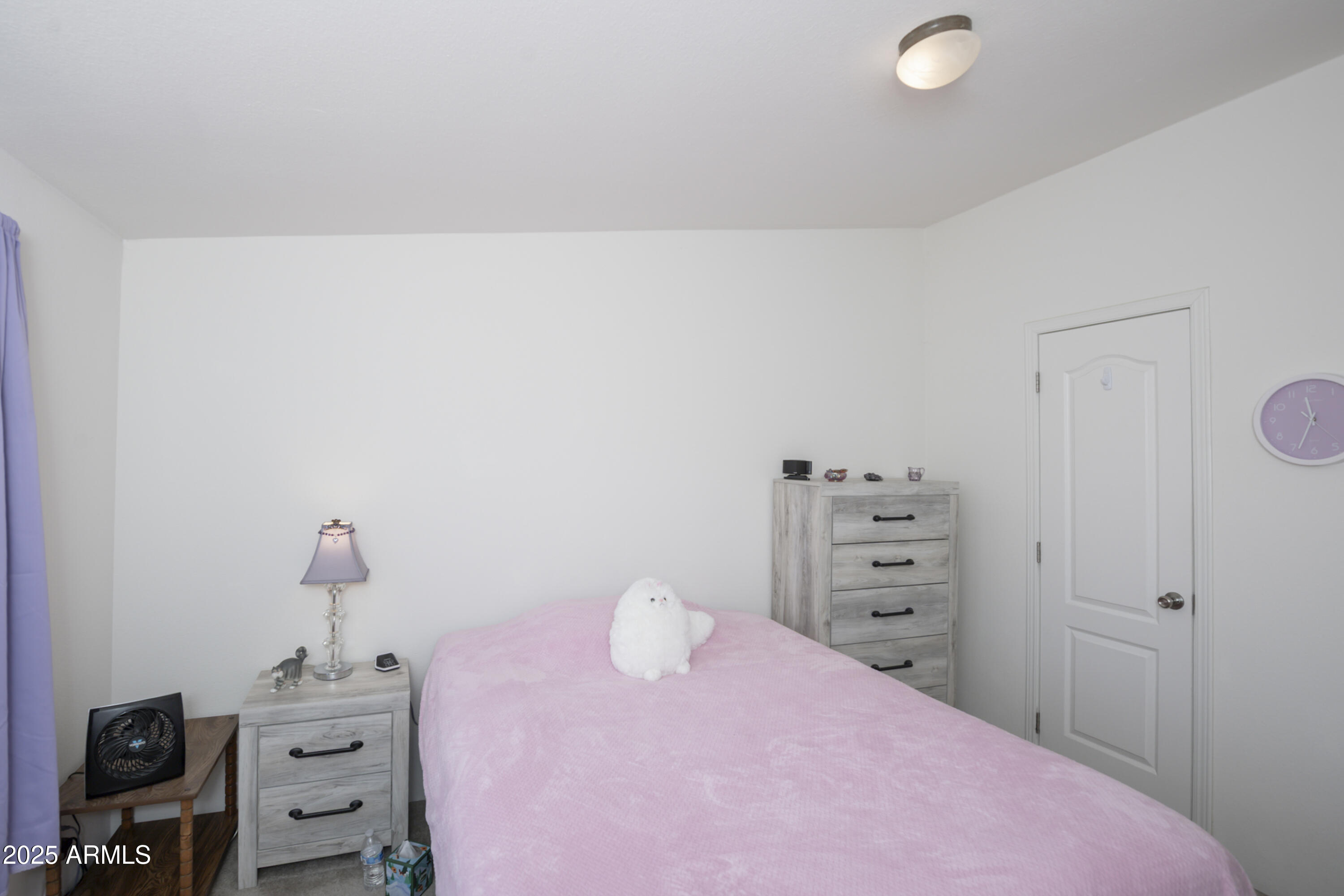 17985 Hunters Lane Dewey, AZ 86327 - Photo 18 of 45 a bedroom with a bed and a tv