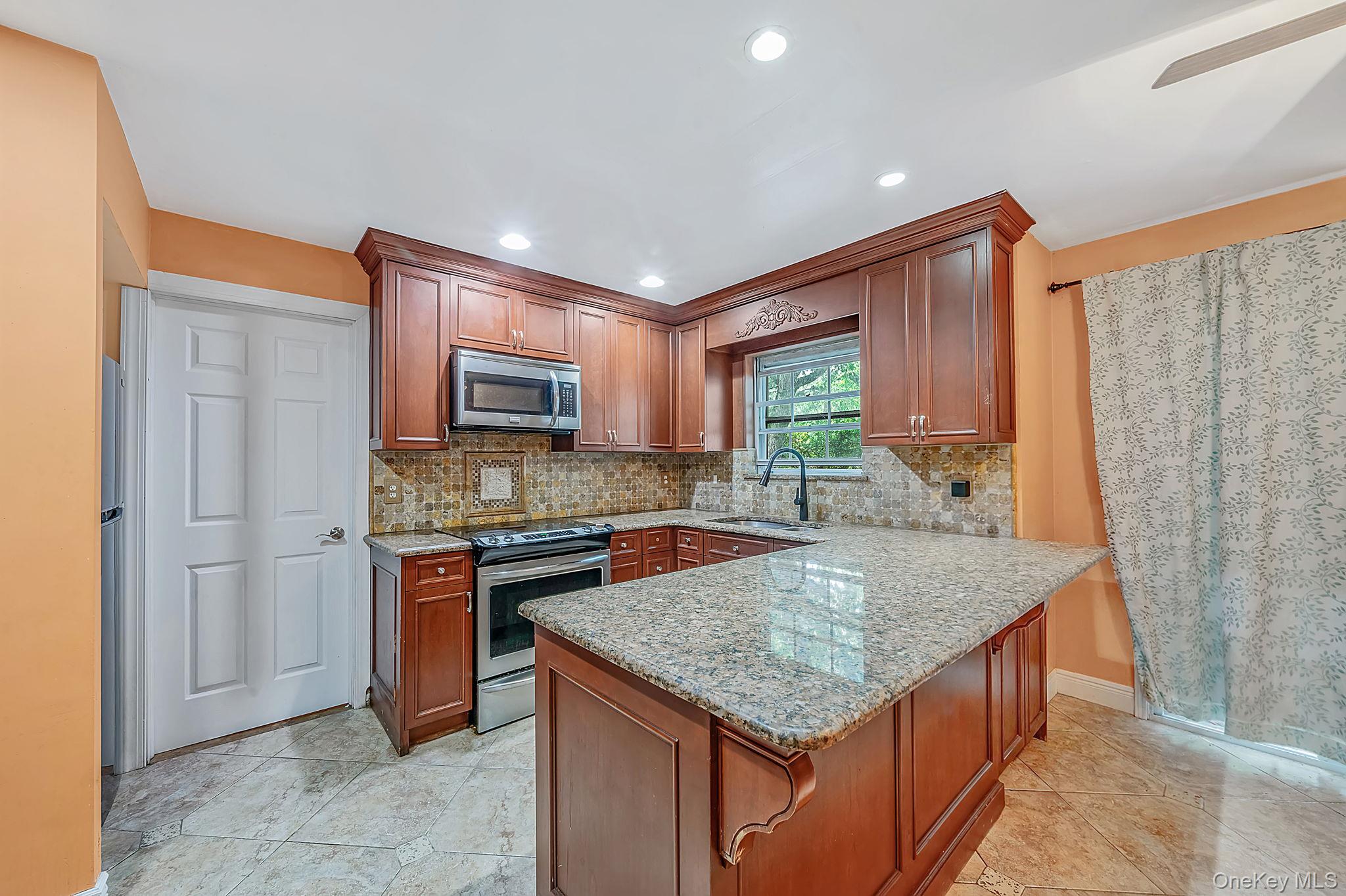 300 Browns Road Nesconset, NY 11767 - Photo 8 of 29