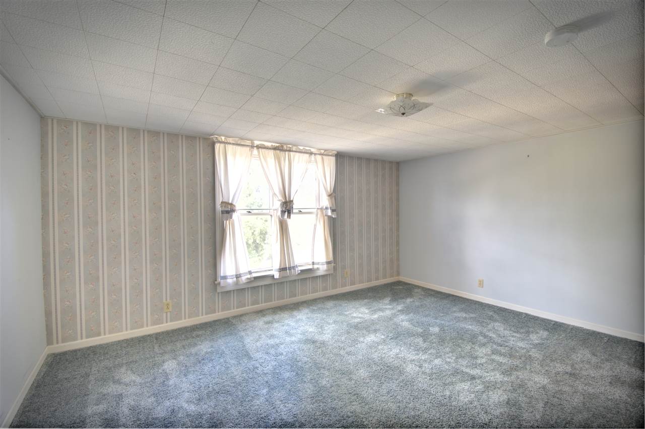 9731 South Meridian Road Shepherd, MI 48883 - Photo 27 of 43 1878359-31.JPG