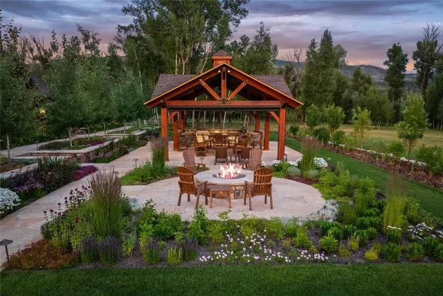 a view of a house with garden