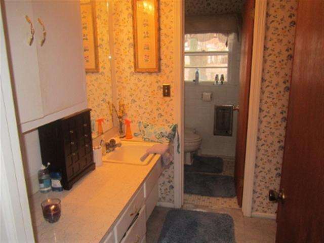 207 Ponce DeLeon Drive Anderson, SC 29621 - Photo 11 of 18 Gallery Image 11
