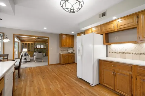 $530,000 | 14610 West 83rd Street, Lenexa, KS 66215