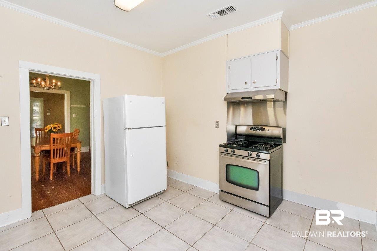 109 Providence Street Mobile, AL 36604 - Photo 12 of 25