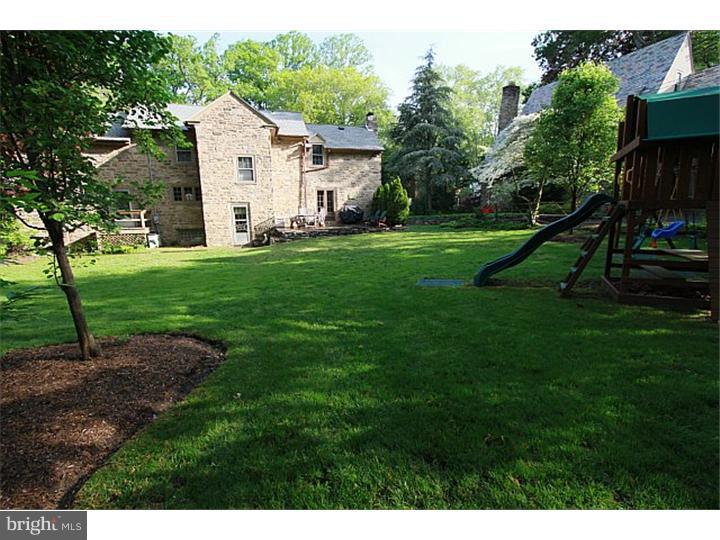 121 Holmecrest Road Jenkintown, PA 19046 - Photo 2 of 19 Gallery Image 2
