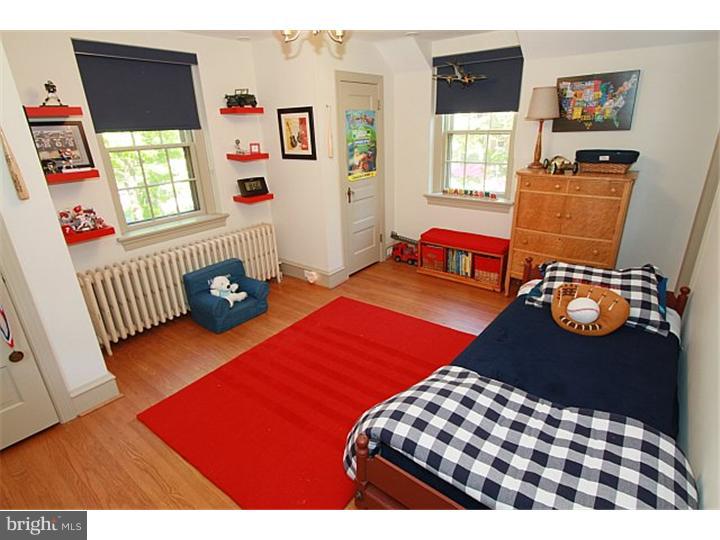 121 Holmecrest Road Jenkintown, PA 19046 - Photo 15 of 19 Gallery Image 15