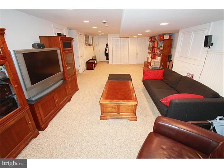121 Holmecrest Road Jenkintown, PA 19046 - Photo 16 of 19 Gallery Image 16