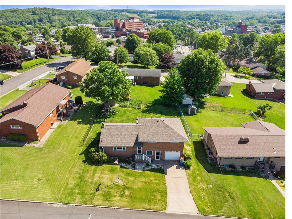 33 Barbara Road Latrobe, PA 15650 - Photo 4 of 33