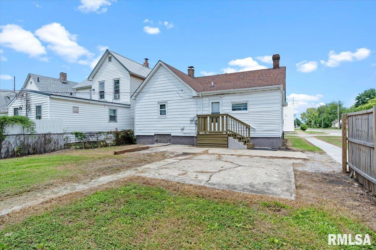 1630 East Reynolds Street Springfield, IL 62702 - Photo 21 of 25