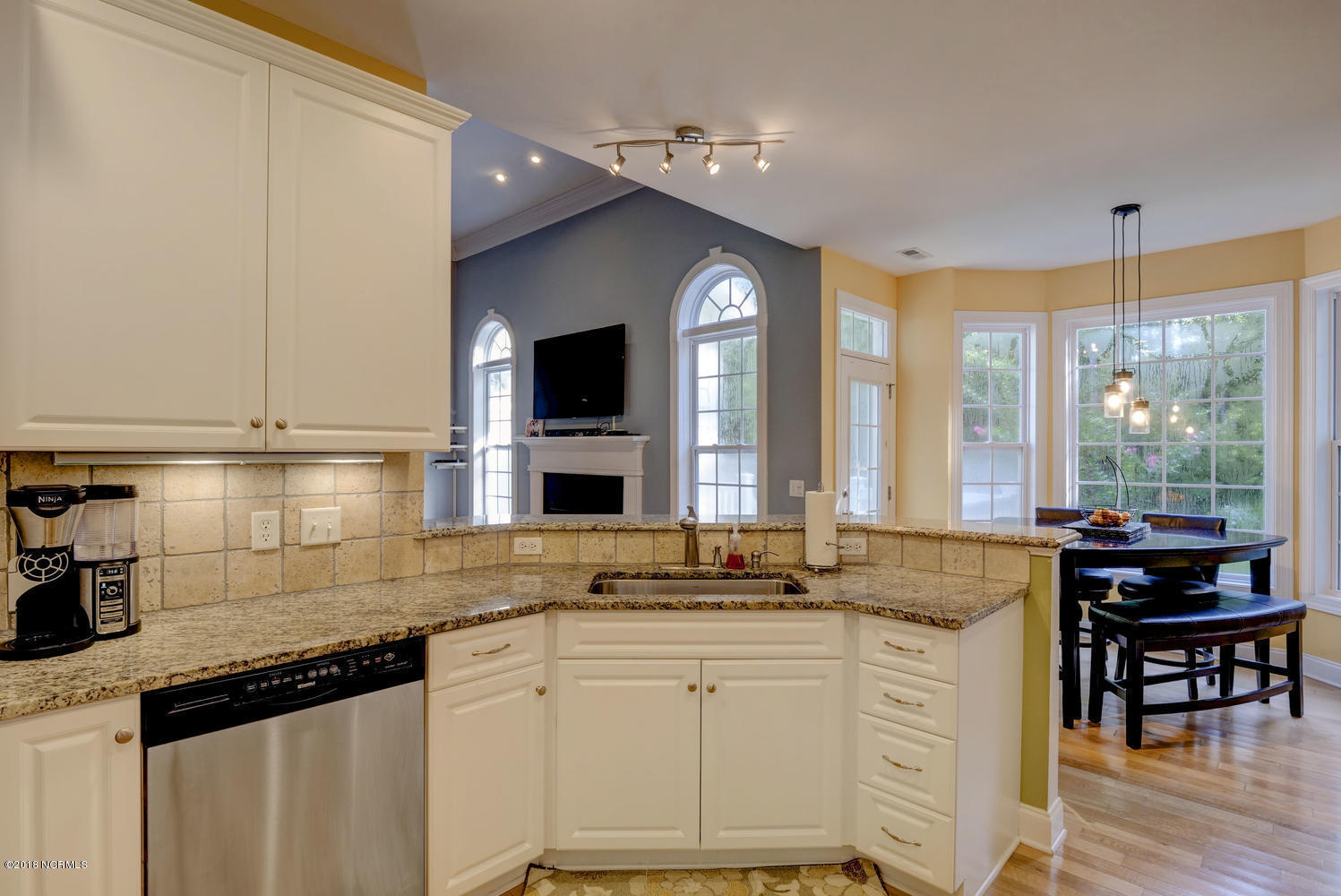 711 Sawgrass Road Hampstead, NC 28443 - Photo 13 of 35 711 Sawgrass Rd Hampstead NC-large-013-3
