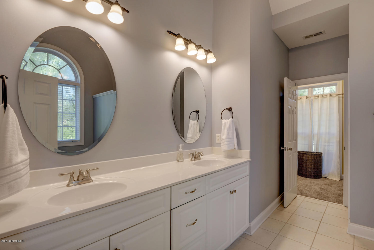 711 Sawgrass Road Hampstead, NC 28443 - Photo 18 of 35 711 Sawgrass Rd Hampstead NC-large-018-1