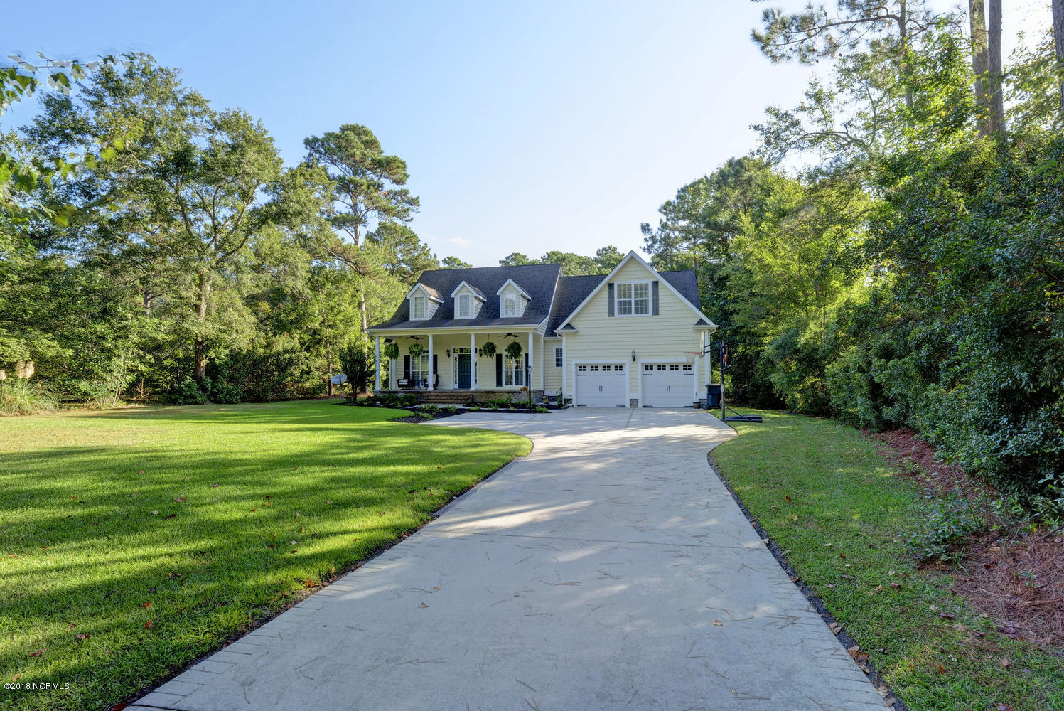 711 Sawgrass Road Hampstead, NC 28443 - Photo 2 of 35 711 Sawgrass Rd Hampstead NC-large-002-3