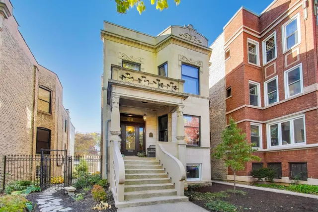 $3,500 | 6542 North Newgard Avenue, Unit 1, Chicago, IL 60626