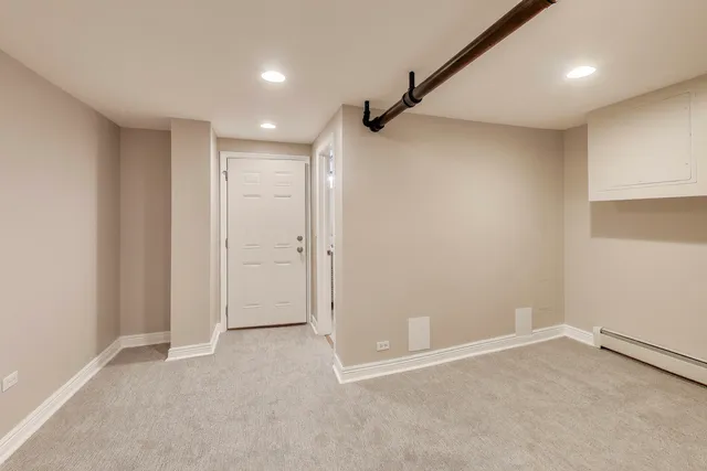 $3,500 | 6542 North Newgard Avenue, Unit 1, Chicago, IL 60626