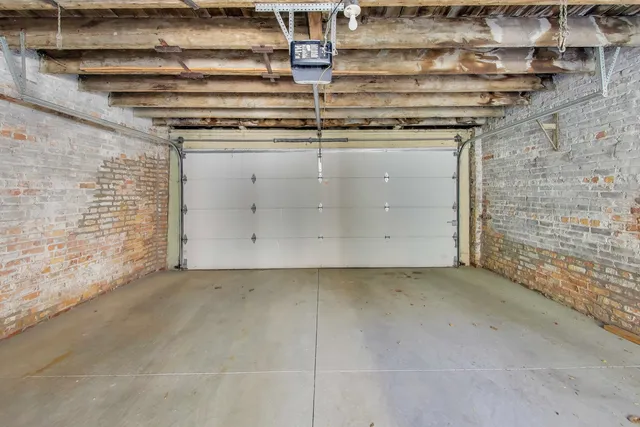 $3,500 | 6542 North Newgard Avenue, Unit 1, Chicago, IL 60626