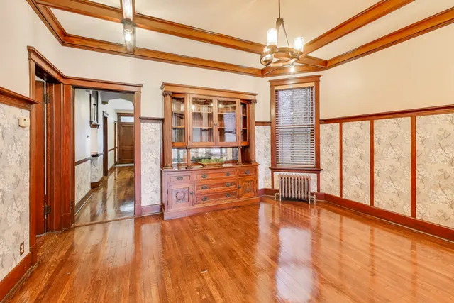 $3,500 | 6542 North Newgard Avenue, Unit 1, Chicago, IL 60626