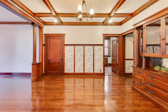 $3,500 | 6542 North Newgard Avenue, Unit 1, Chicago, IL 60626