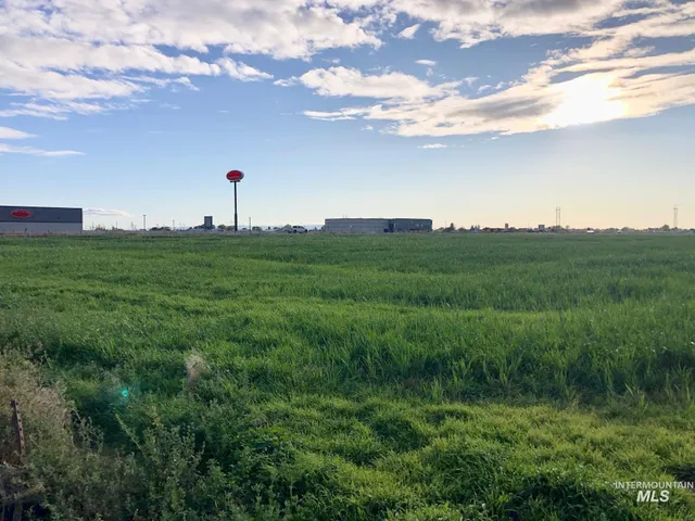 $1,500,000 | 400 West 350 Street, Heyburn, ID 83336