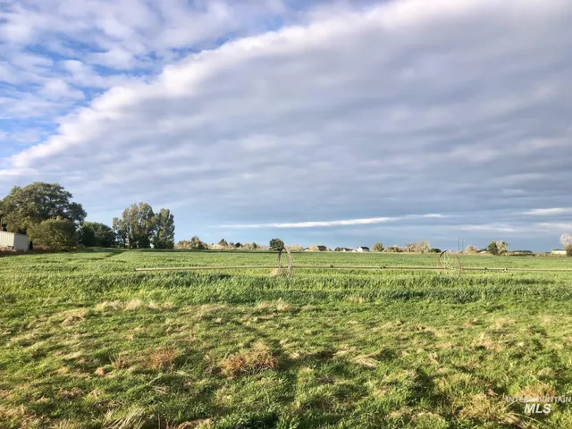 $1,500,000 | 400 West 350 Street, Heyburn, ID 83336