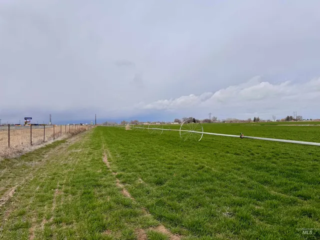 $1,500,000 | 400 West 350 Street, Heyburn, ID 83336