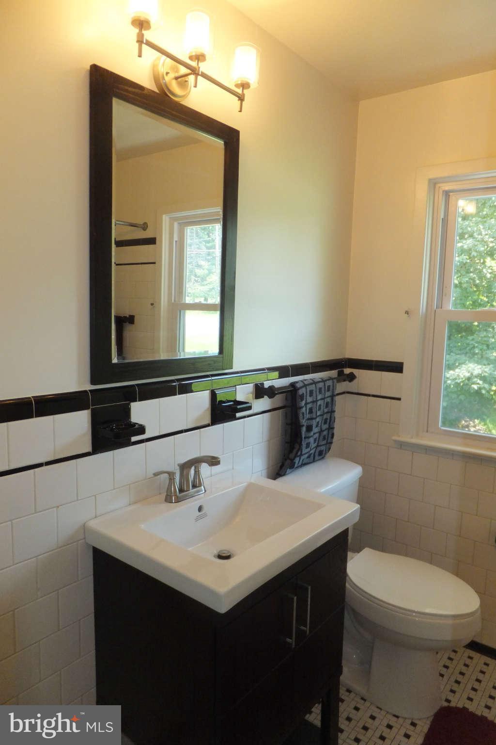 9305 Gue Road Damascus, MD 20872 - Photo 13 of 28 Bath