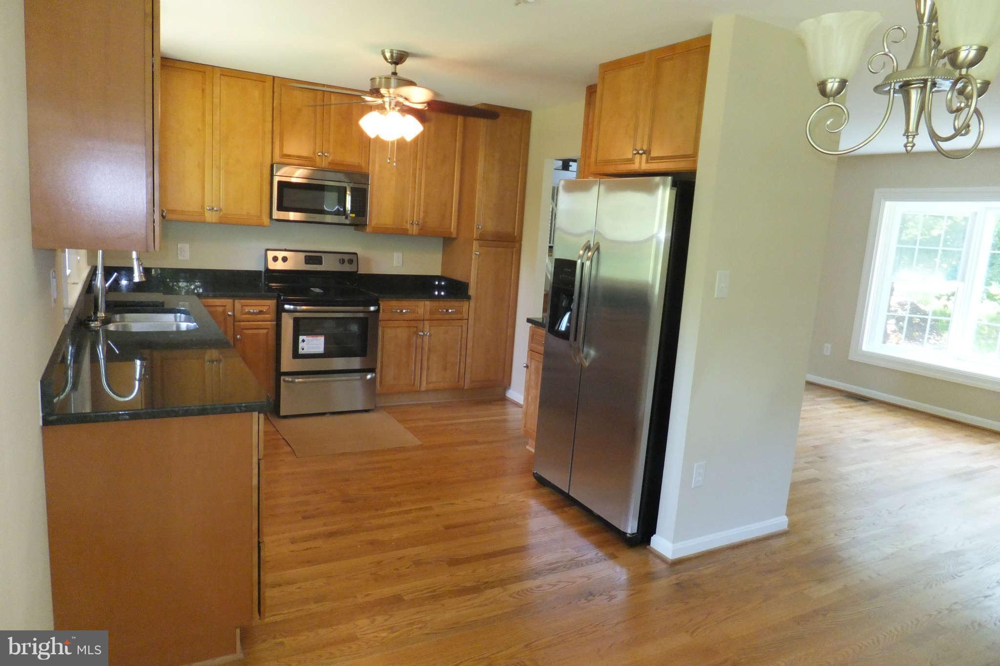 9305 Gue Road Damascus, MD 20872 - Photo 3 of 28 Kitchen
