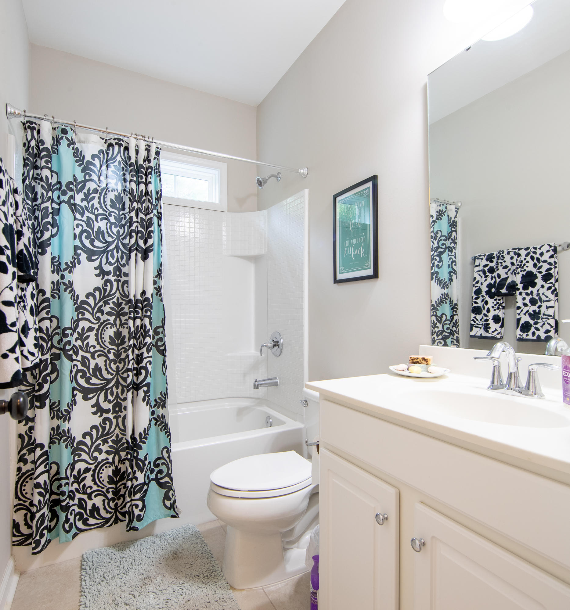 1547 Chastain Road Johns Island, SC 29455 - Photo 24 of 41 Guest Bath