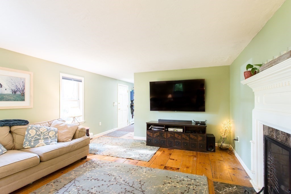 71 Hunt Road West Brookfield, MA 01585 - Photo 11 of 38 Gallery Image 11
