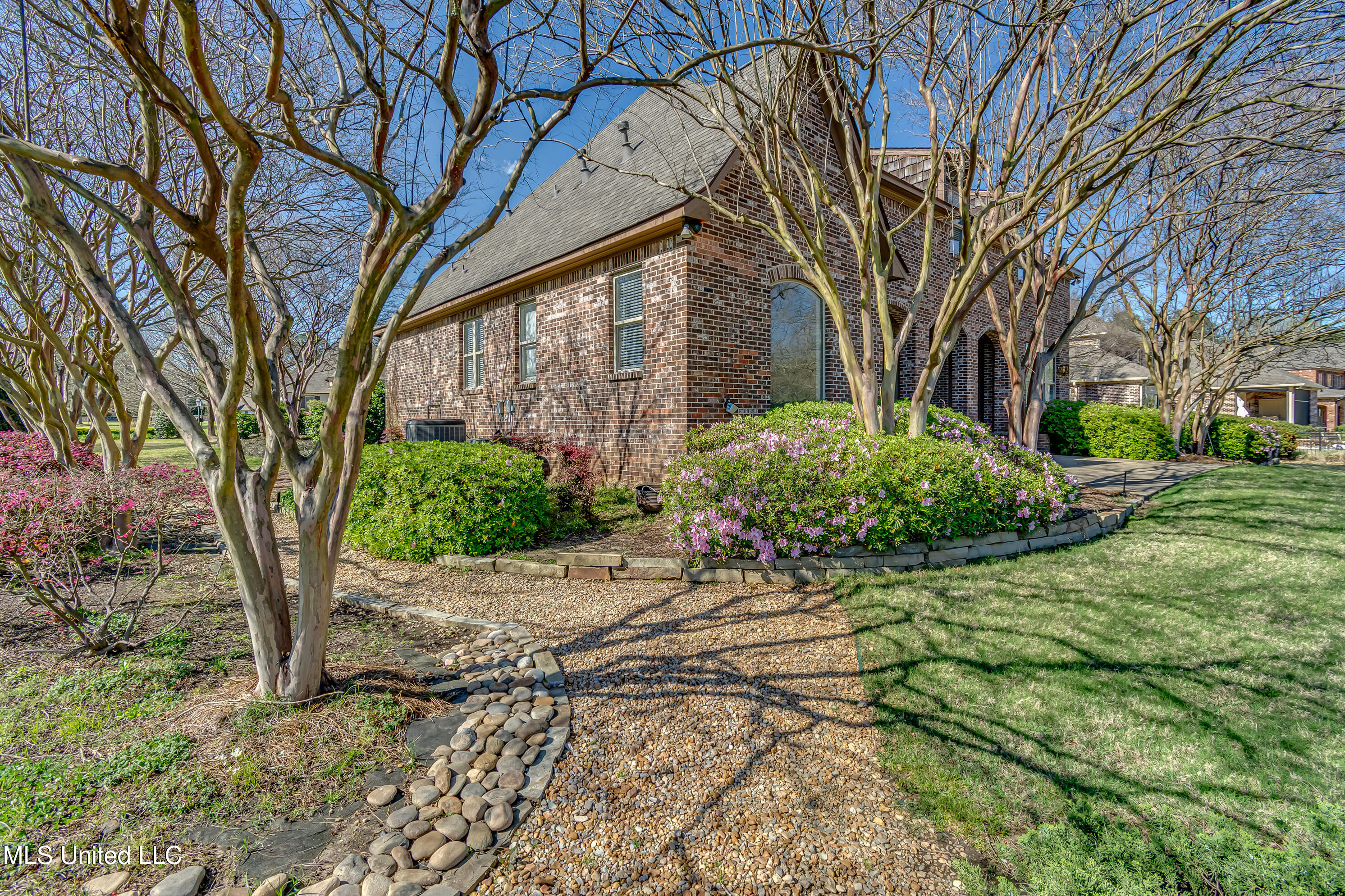 202 Little Creek Road Flowood, MS 39232 - Photo 12 of 18 202 Little Creek -13