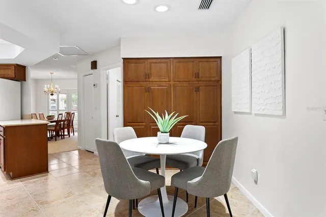 $575,000 | 713 Rob Roy Place, Temple Terrace, FL 33617