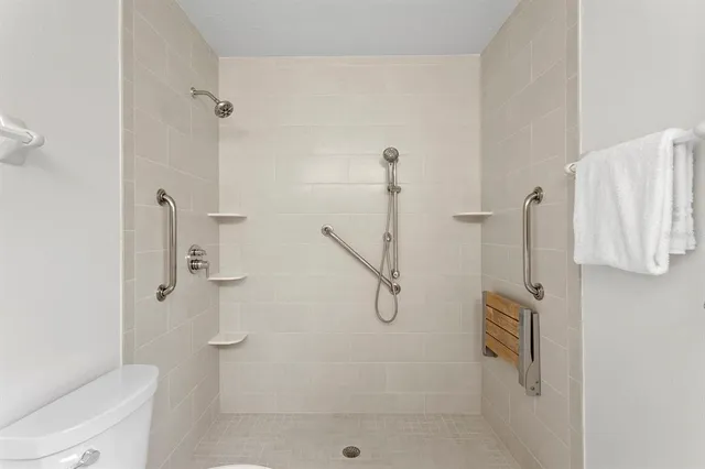 $575,000 | 713 Rob Roy Place, Temple Terrace, FL 33617