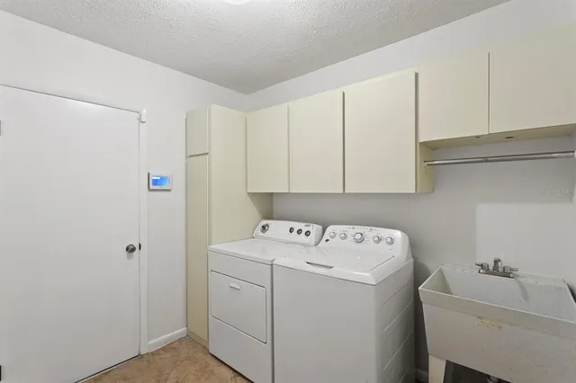 $575,000 | 713 Rob Roy Place, Temple Terrace, FL 33617