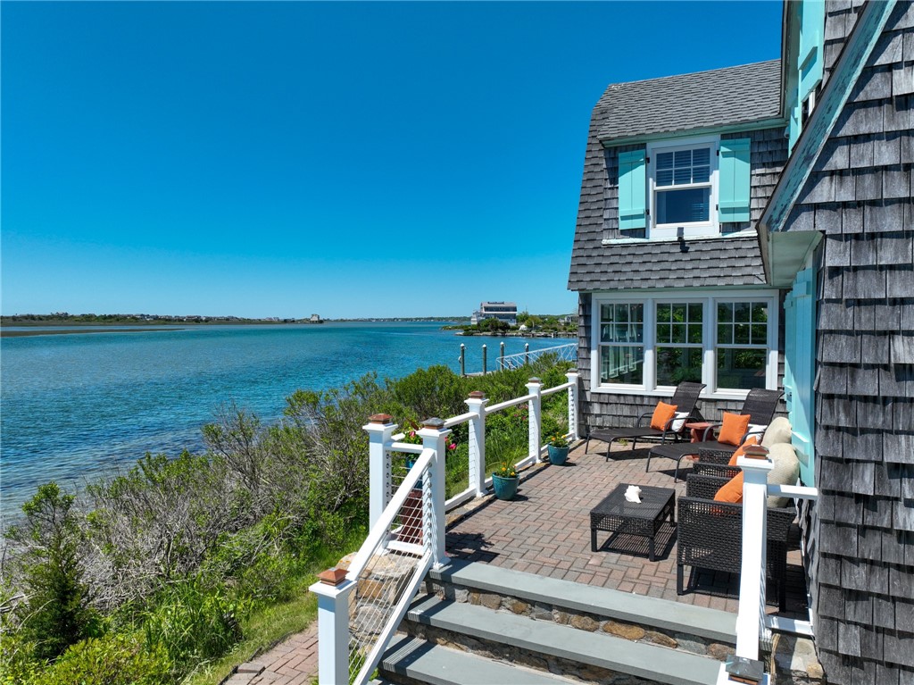 20 Snowberry Lane Westerly, RI 02891 - Photo 5 of 45