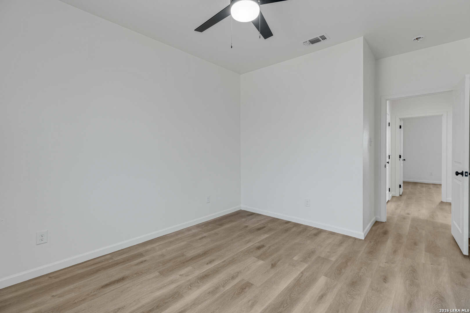 16282 Fm 472 Bigfoot, TX 78005 - Photo 20 of 50