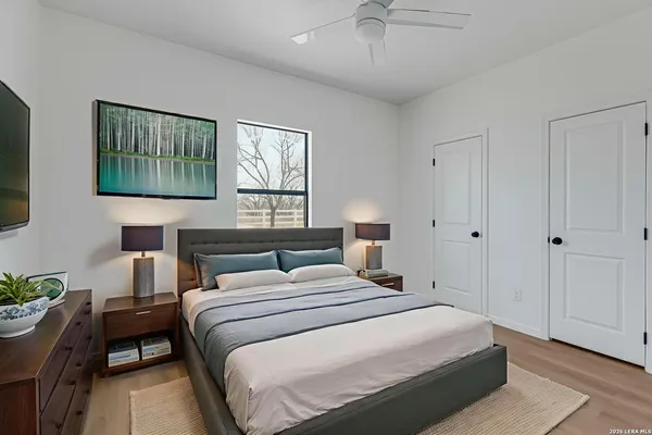 $640,000 | 16282 Fm 472, Bigfoot, TX 78005