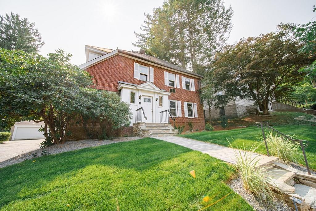 3 Waconah Road Worcester, MA 01609 - Photo 3 of 33 Gallery Image 3