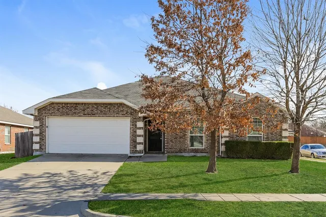 $2,005 | 6728 Ohana Place, Dallas, TX 75237