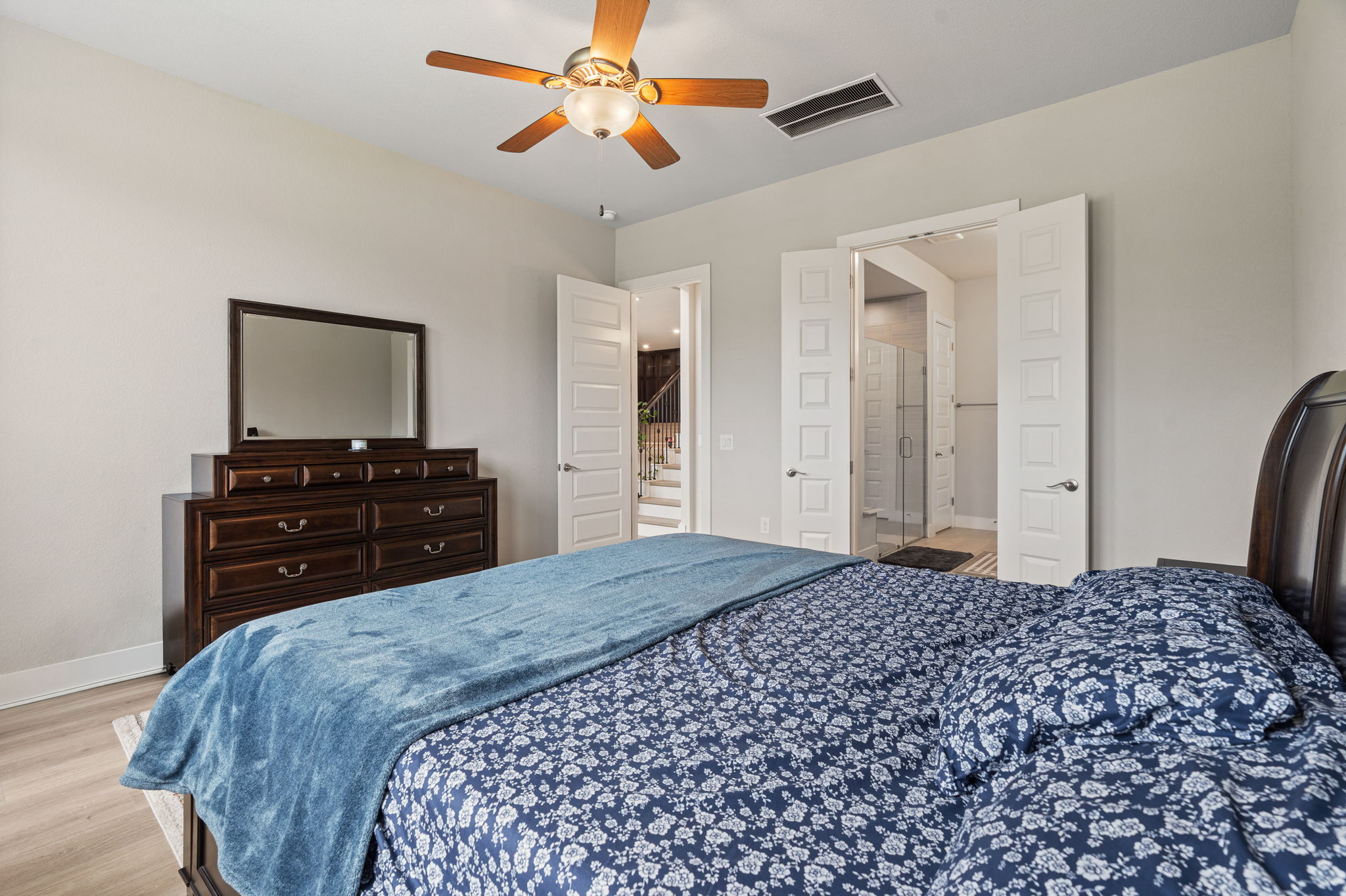 244 Diamondback Drive Georgetown, TX 78628 - Photo 19 of 37 Spacious primary bedroom.
