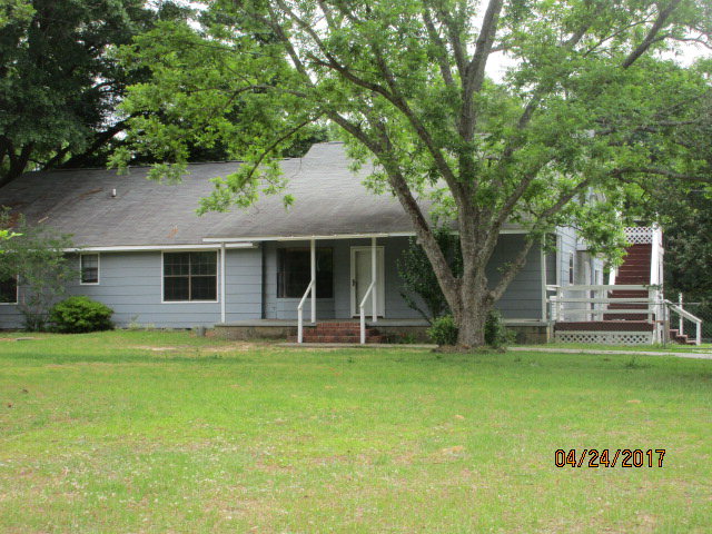 387 Hawridge Road Ozark, AL 36360 - Photo 1 of 1 Main View
