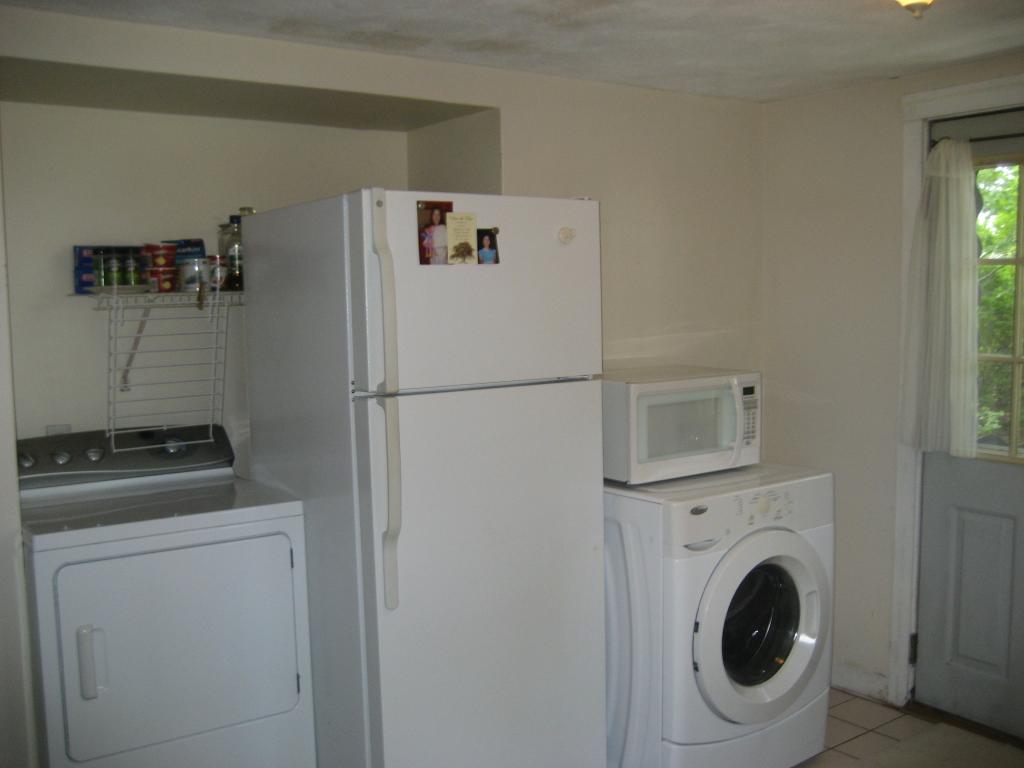 40 Old County Road Salisbury, MA 01952 - Photo 5 of 10 Gallery Image 5