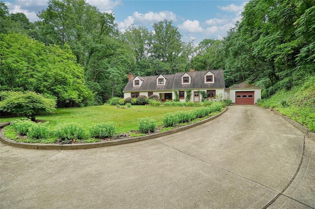 8259 Nadine Road Verona, PA 15147 - Photo 1 of 22 Gallery Image 1