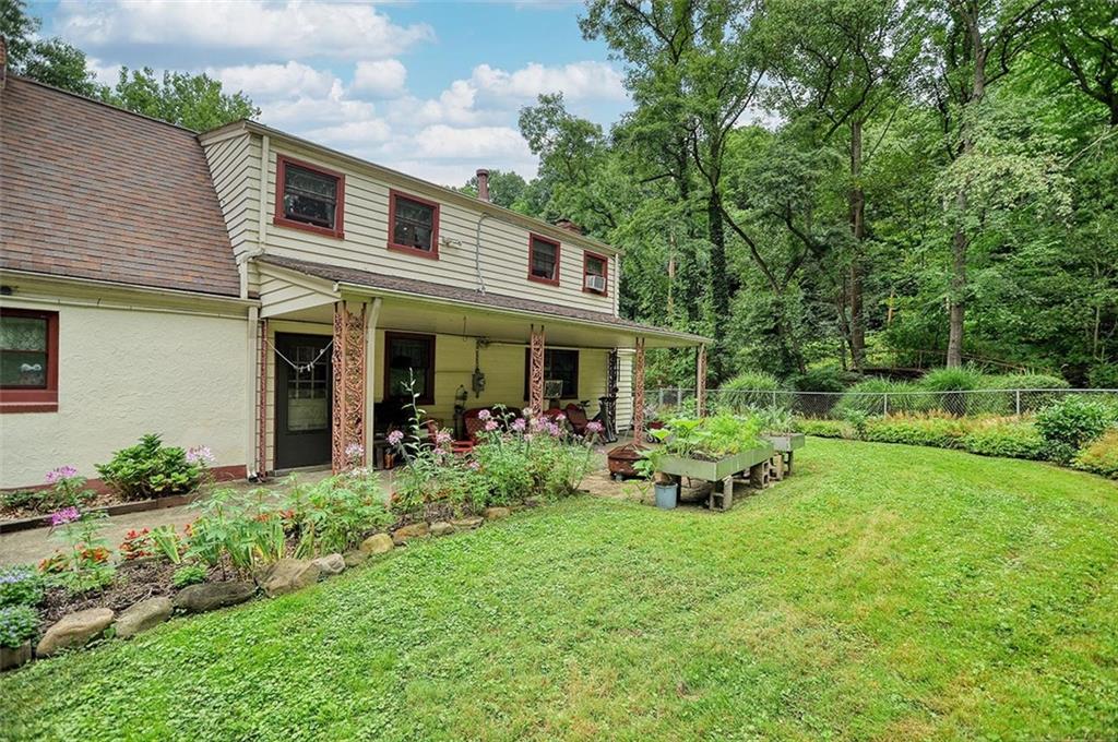 8259 Nadine Road Verona, PA 15147 - Photo 19 of 22 Gallery Image 19