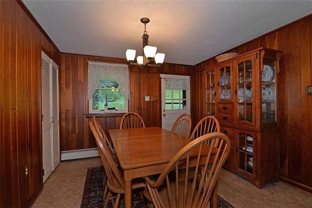 8259 Nadine Road Verona, PA 15147 - Photo 6 of 22 Gallery Image 6