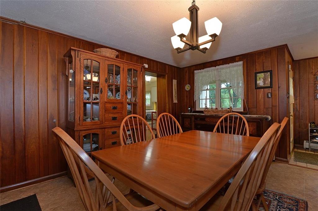 8259 Nadine Road Verona, PA 15147 - Photo 7 of 22 Gallery Image 7
