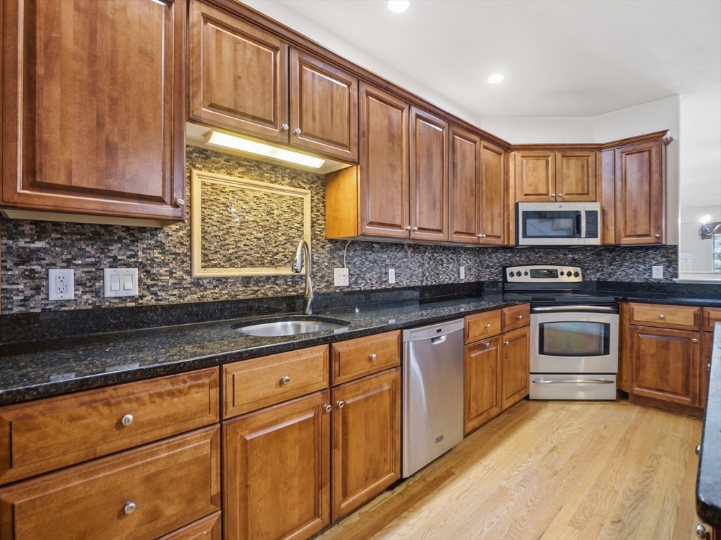 7 Tideswell Lane, Unit 7 Worcester, MA 01609 - Photo 11 of 42