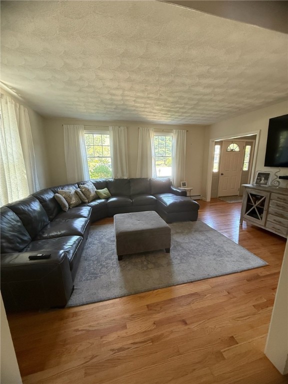 7 Pine Grove Circle Smithfield, RI 02828 - Photo 11 of 46